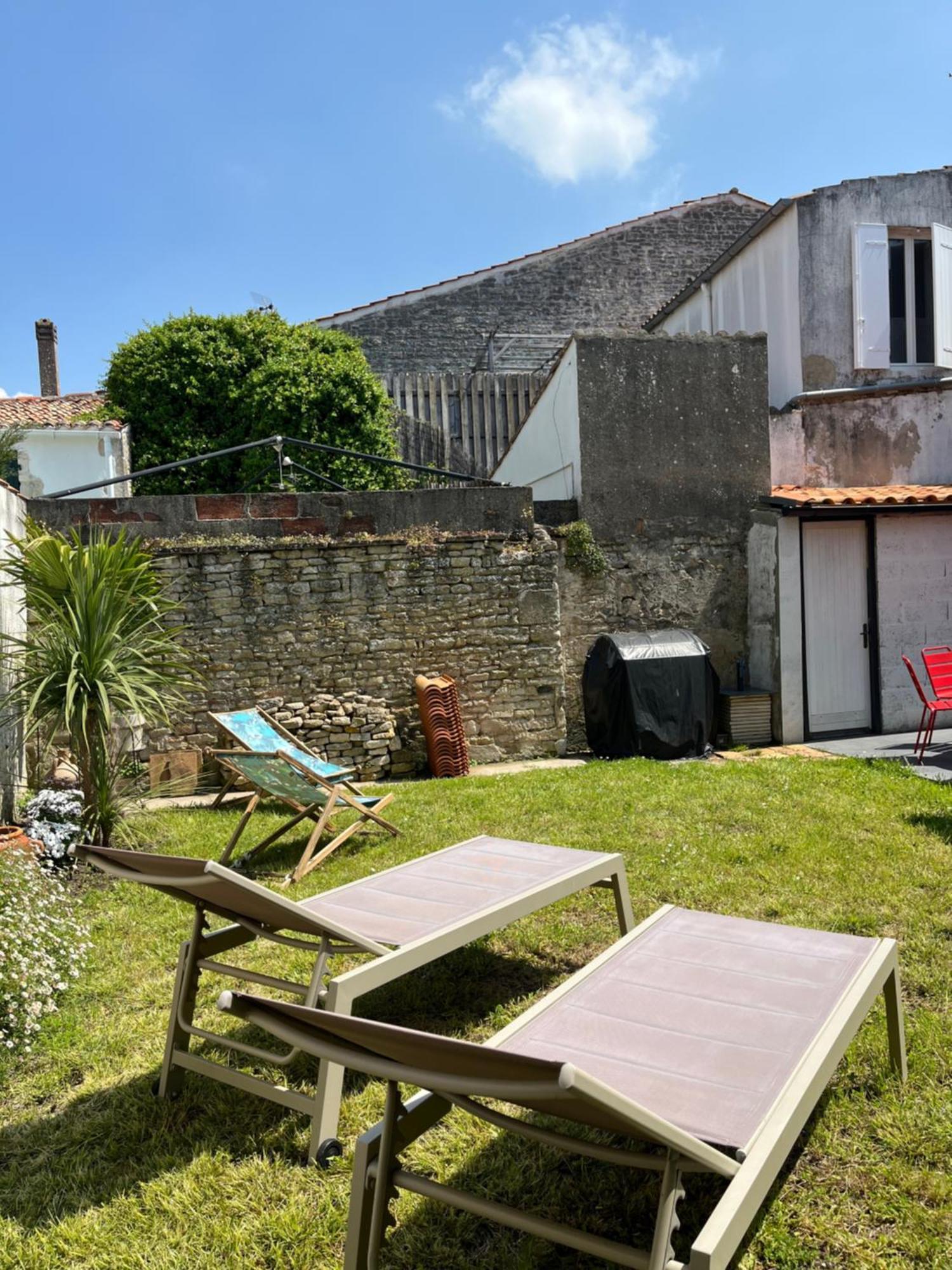 Elegante Maison Familiale Au Coeur Des Remparts De La Citadelle Le Château-dʼOléron Kültér fotó